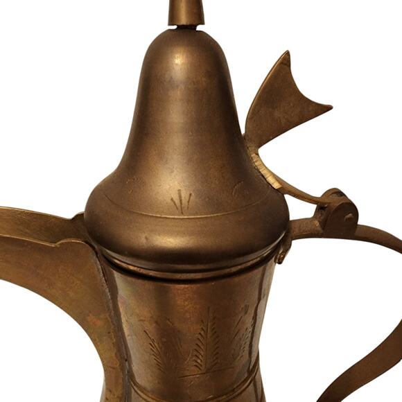 Vintage Solid Brass Dallah 13.5" Tea/Coffee Pot Pitcher w/ Handle & Hinged Lid - Picture 7 of 10